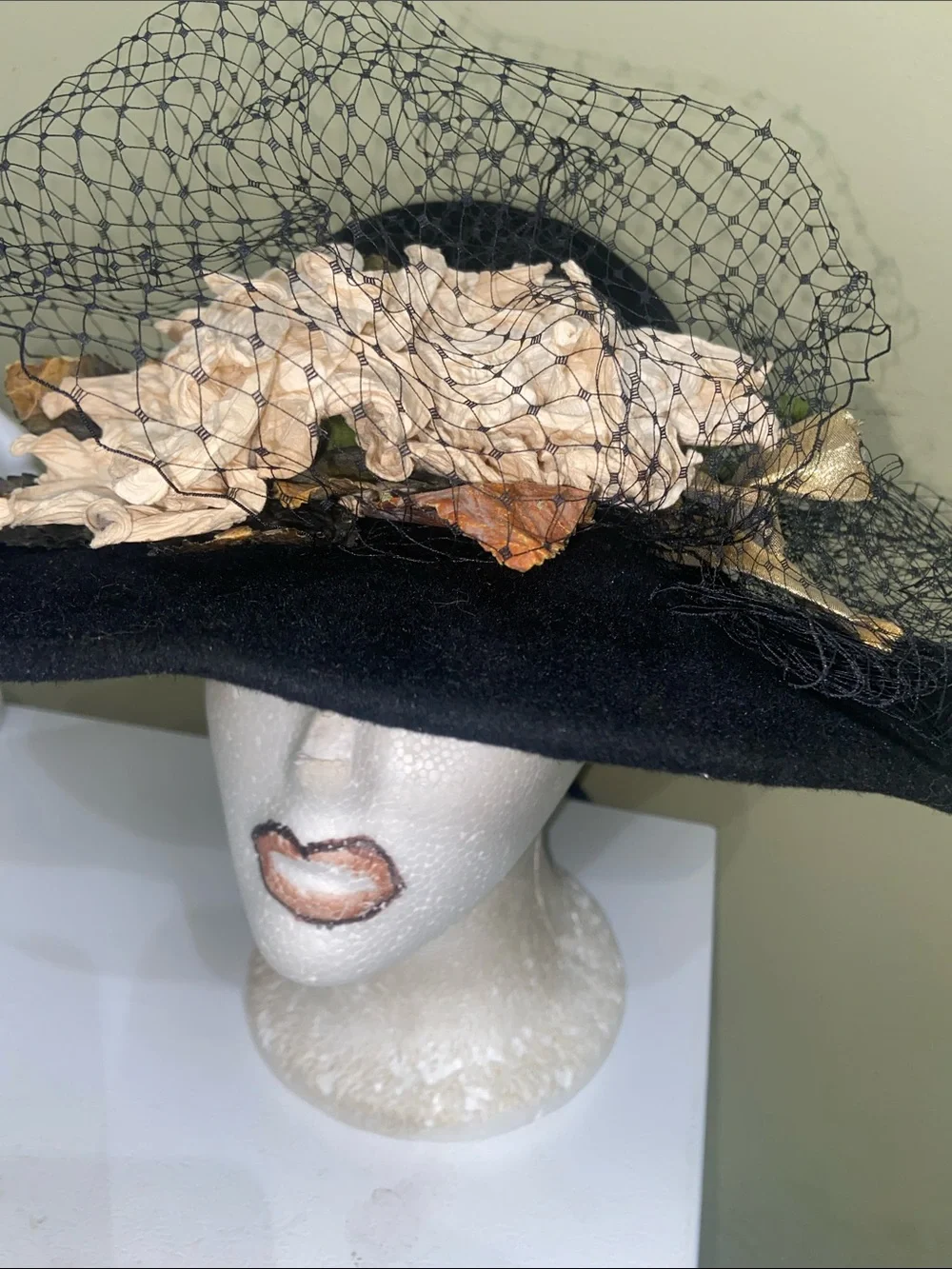 Pretty Dress Hat : Church Hat by Sonni San Francisco